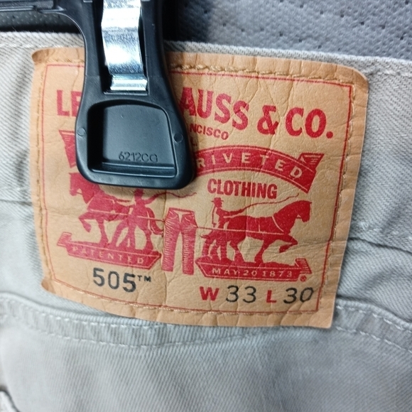 Levi's 505 men's tan jeans. Sz 33"×30".White spot - Picture 6 of 8